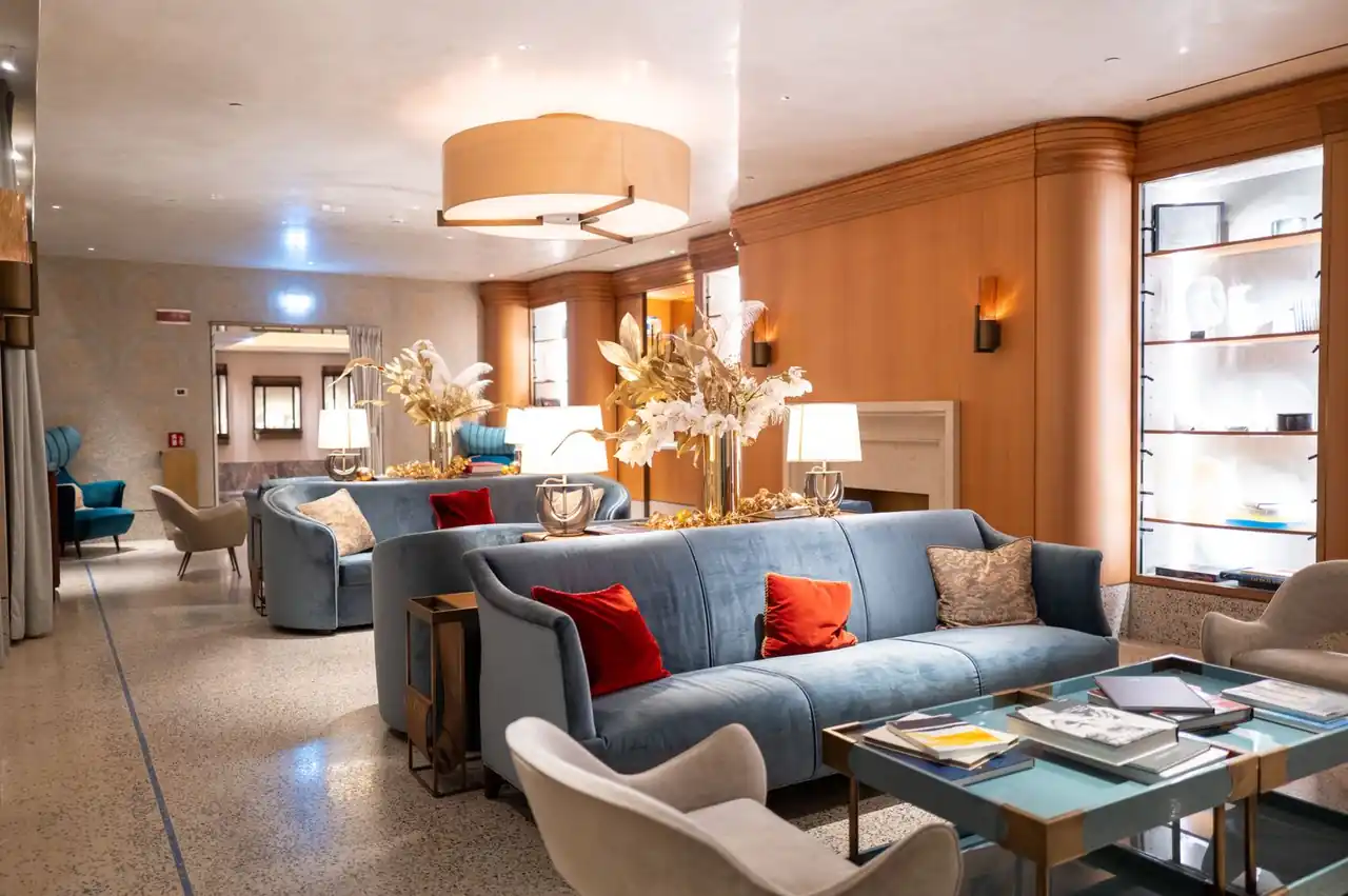 Sophisticated ambient lighting in a luxury lounge